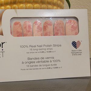 Color Street - Blushing Rose Quartz